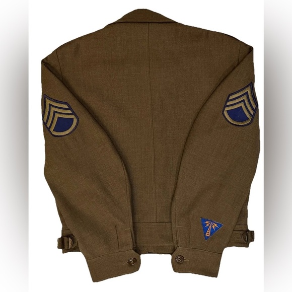 WWIl Ike Jacket Vintage 1947 Army 38R Garrison
Cap 43rd Infantry Radio Sergeant - Picture 3 of 13